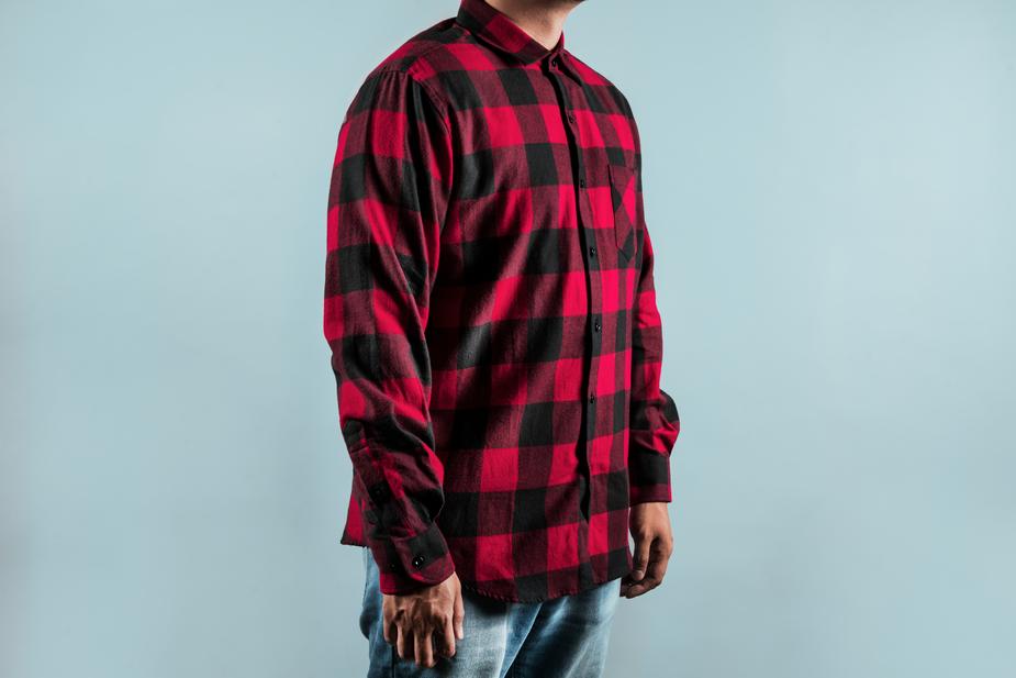 products/red-plaid-shirt_925x_8c0fdd87-f43a-4352-8404-f4f84408bf6f.jpg